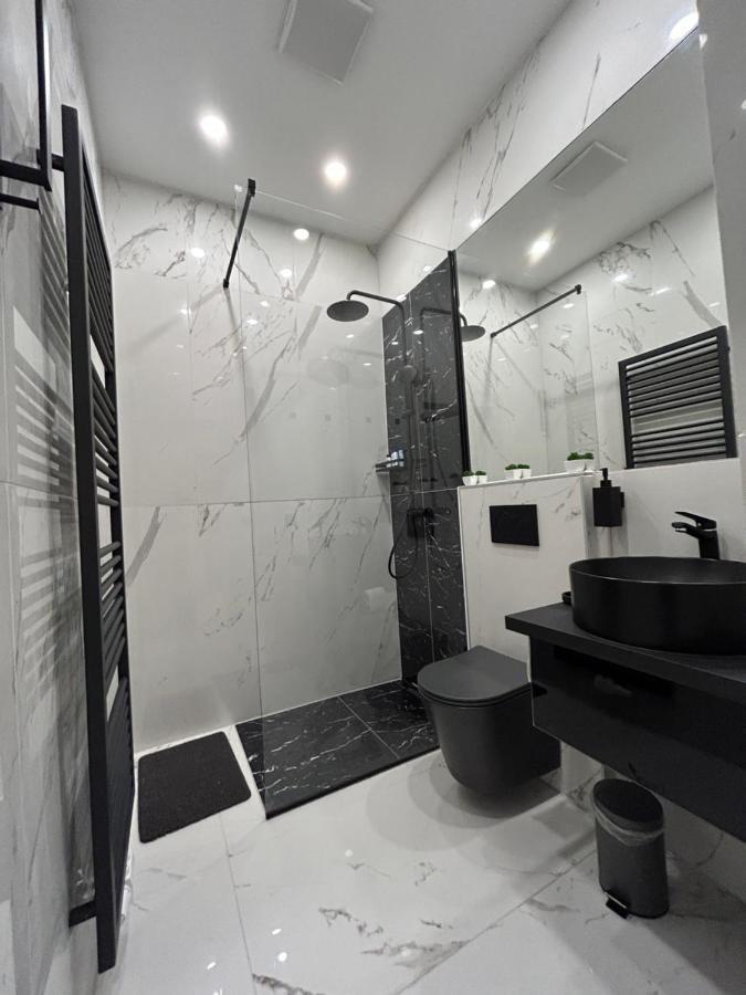 Deluxe Apartment Favoriten Wien Eksteriør billede